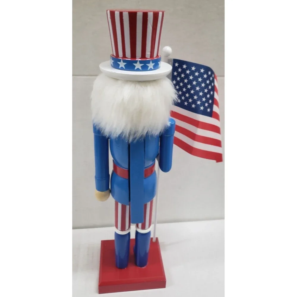 Wooden Nutcracker, 14